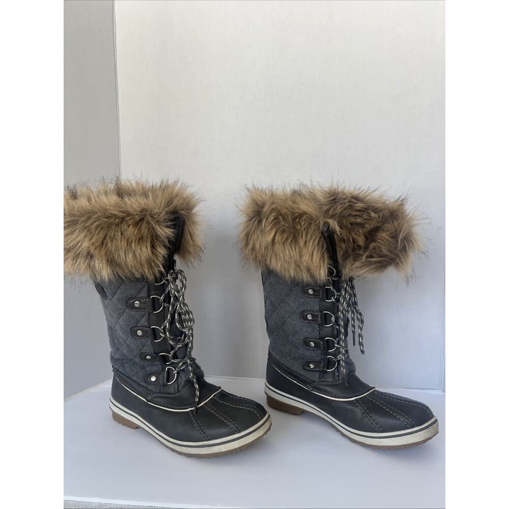 Global Win Women 9.5 Grey Lace-Up Quilted Faux Lambswool Lined Boot W1707-2